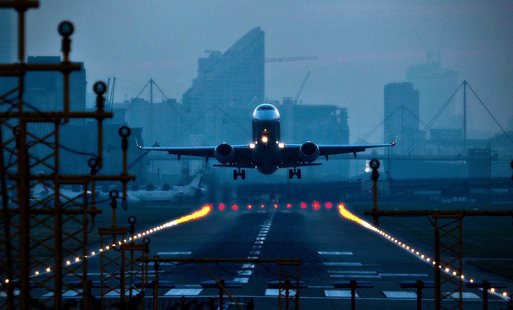 london city airport runway length